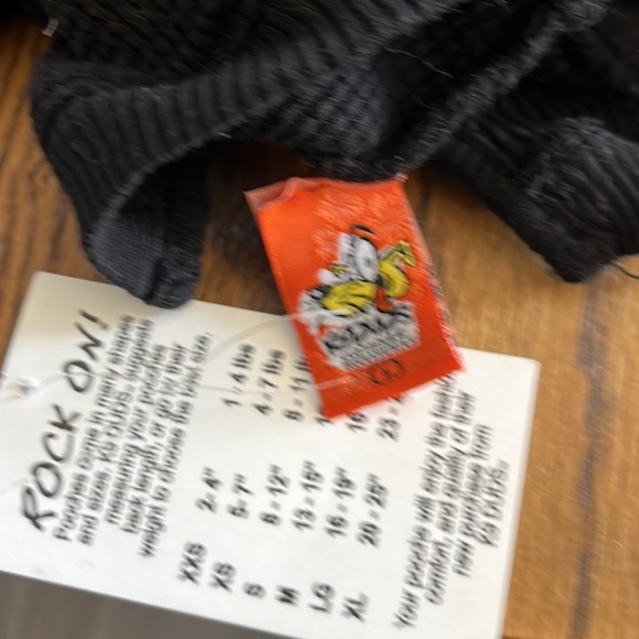 Doggie thermal hoodie in black - Picture 6 of 6